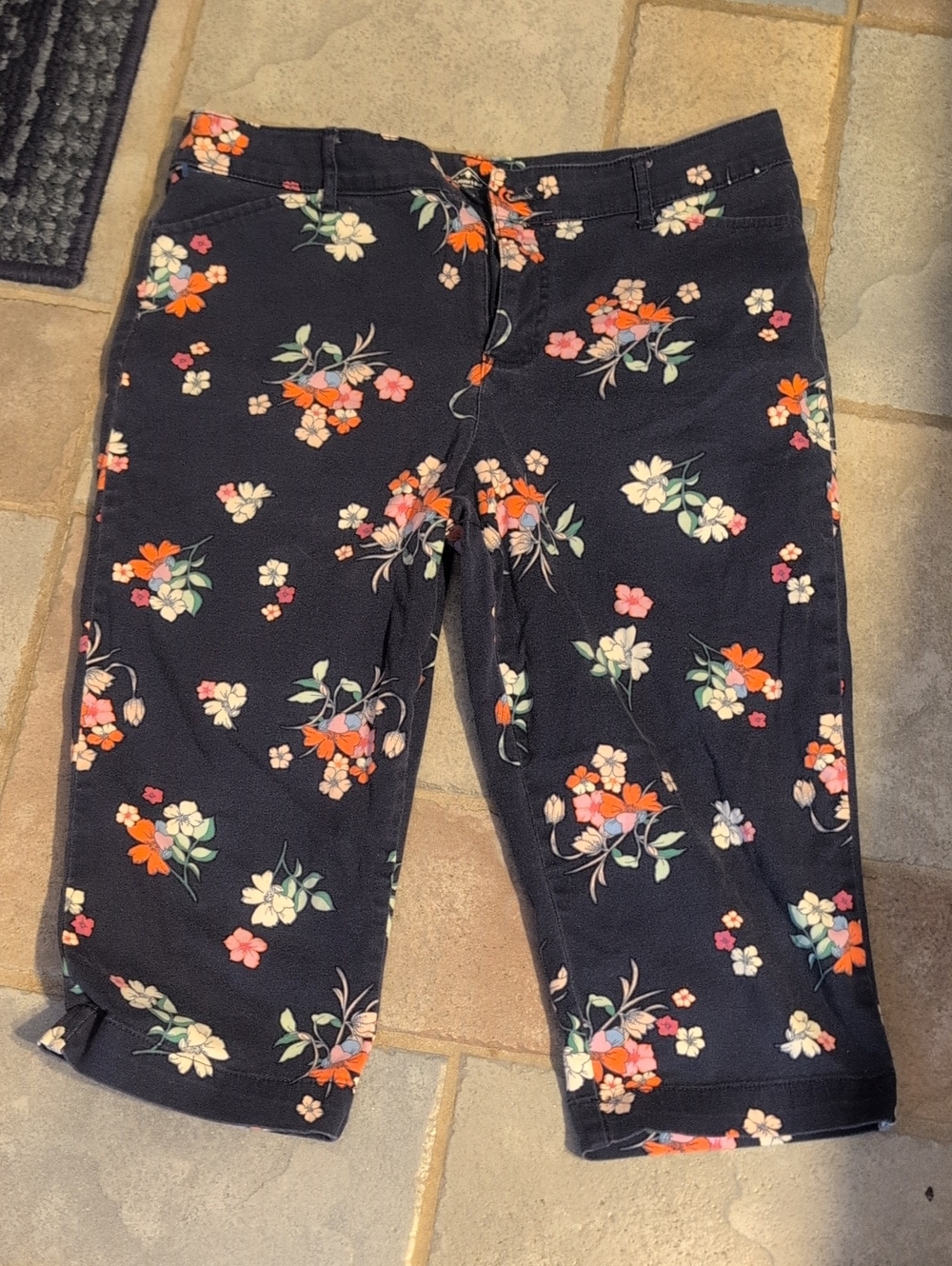 Navy St John's Bay Floral Capri Pants with Coral & Cream Blooms